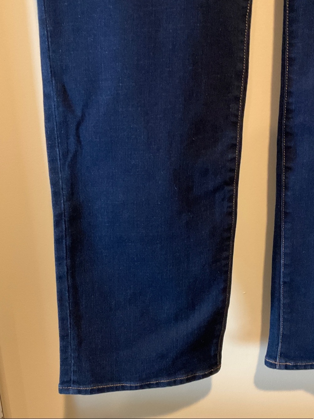 NWT Chico's So Slimming Girlfriend Straight Leg dark wash Jean with stretch 14 - Picture 2 of 13